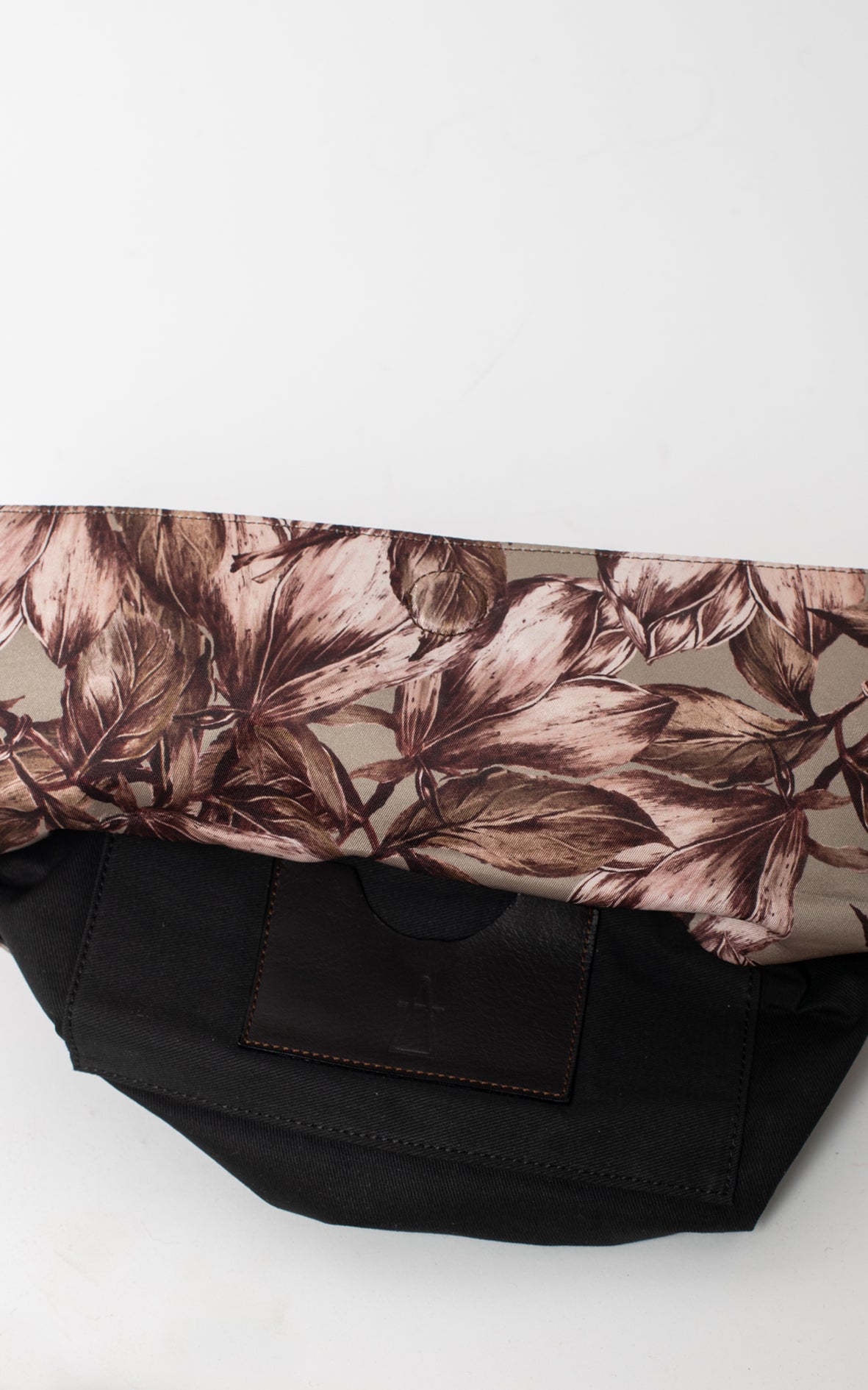 Bolso flores de seda