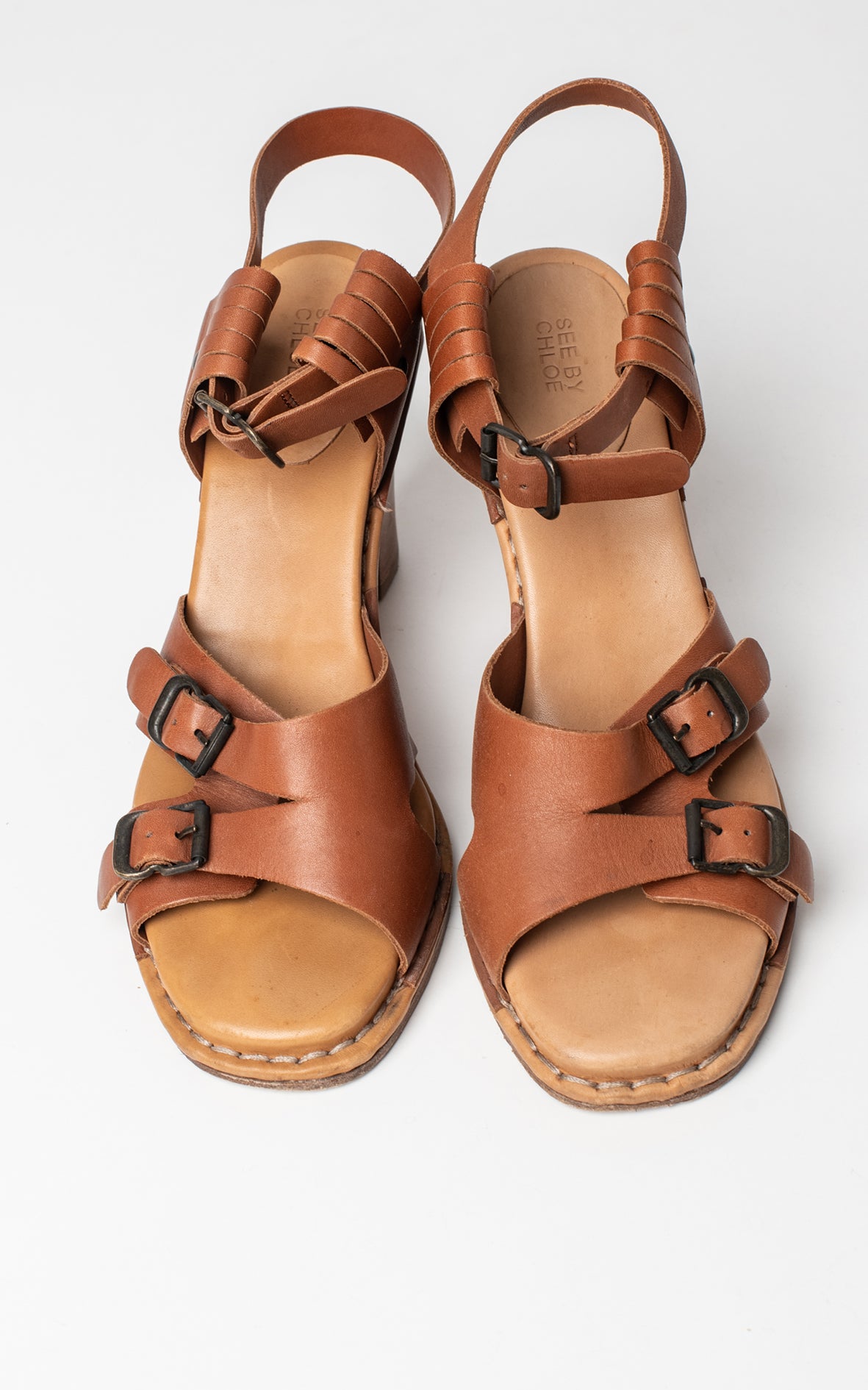 Sadalias de cuero