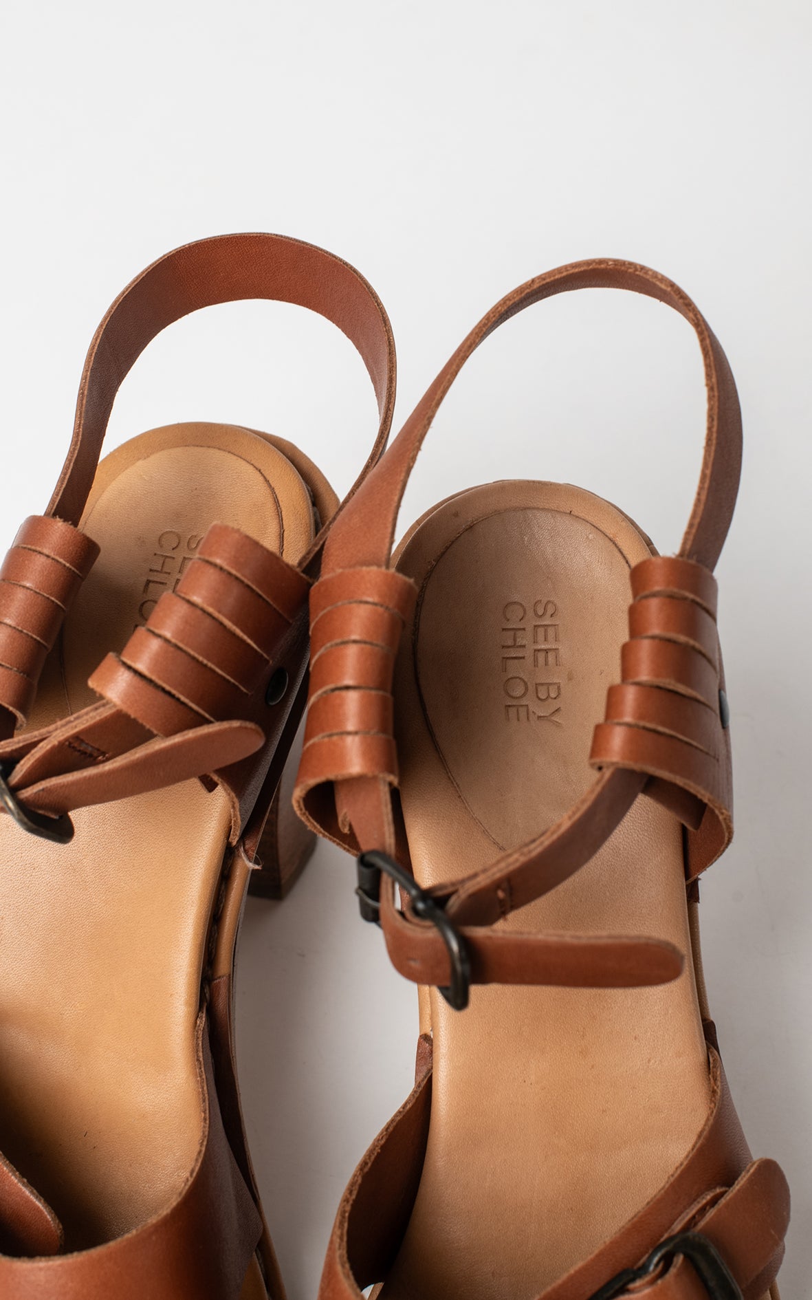 Sadalias de cuero