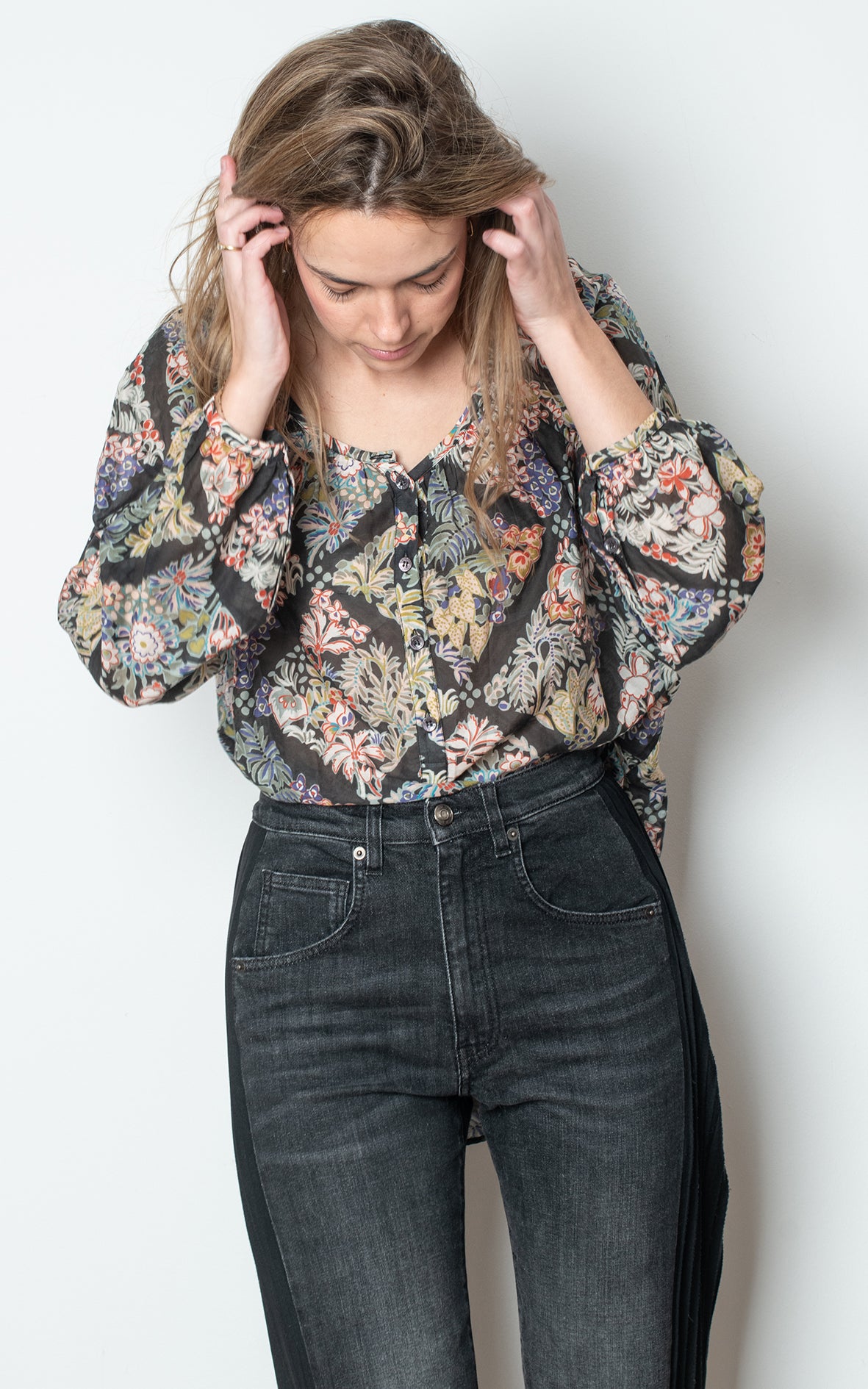 Camisa de flores