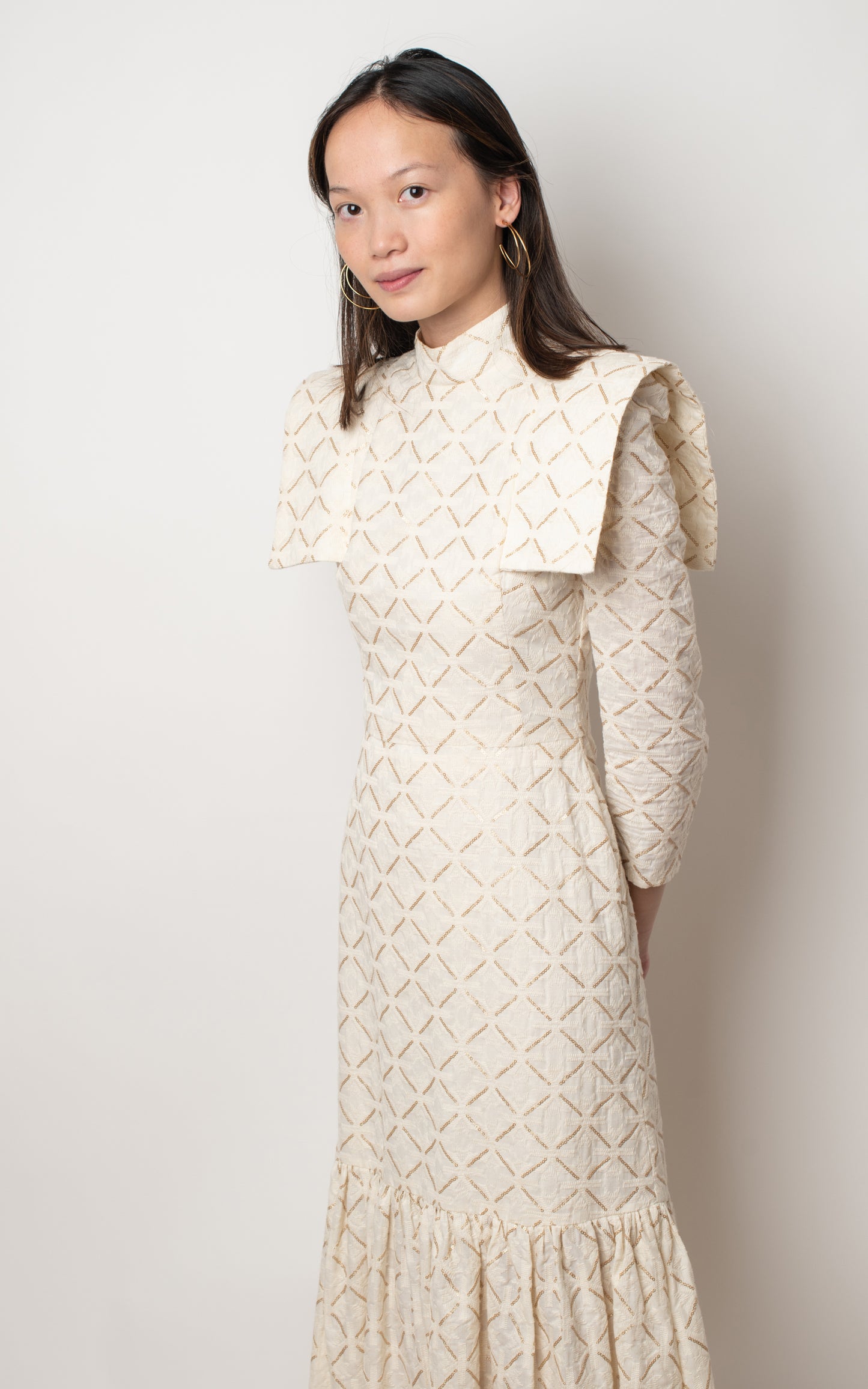 Vestido África beige y dorado