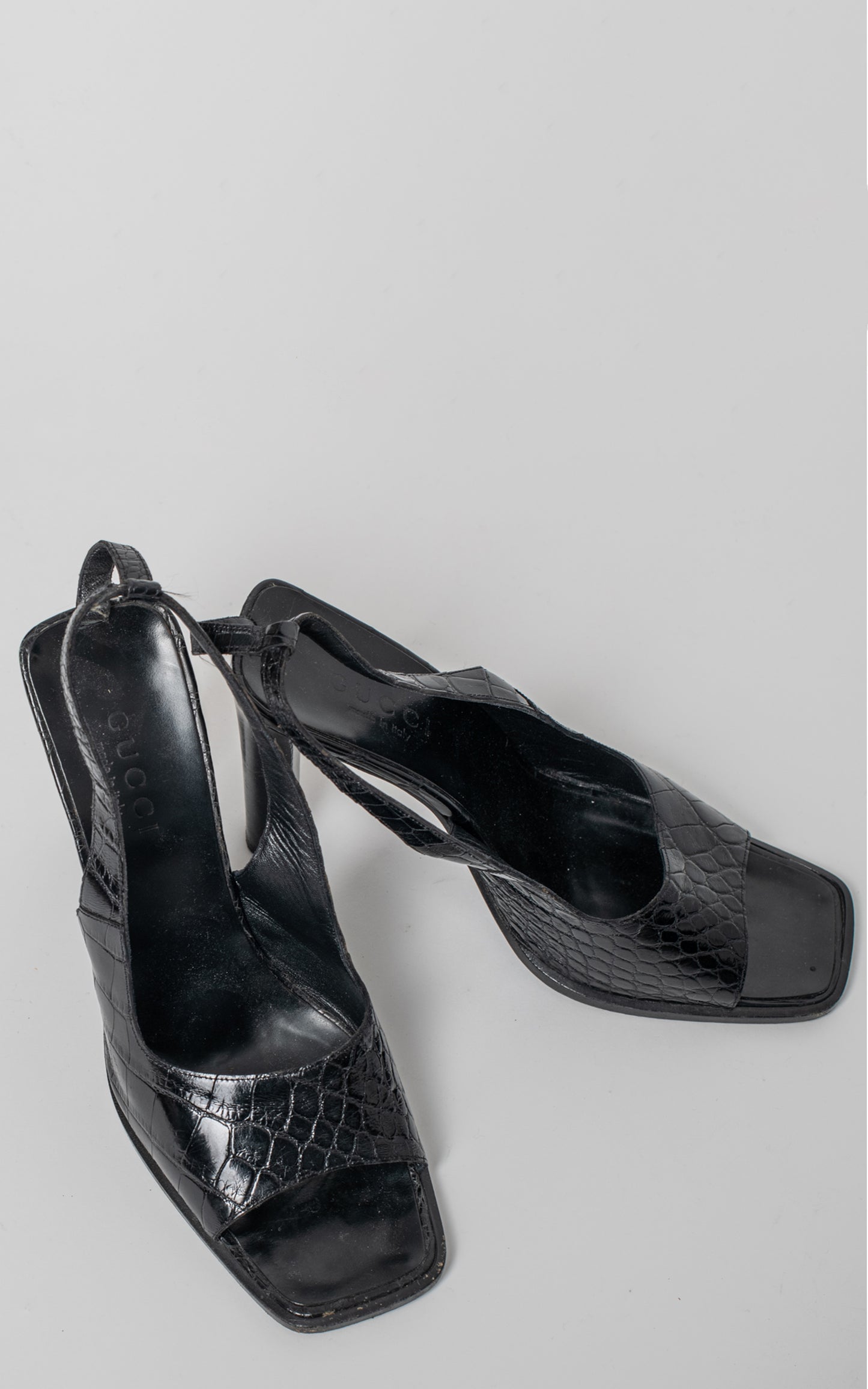 Zapatos serpiente negros