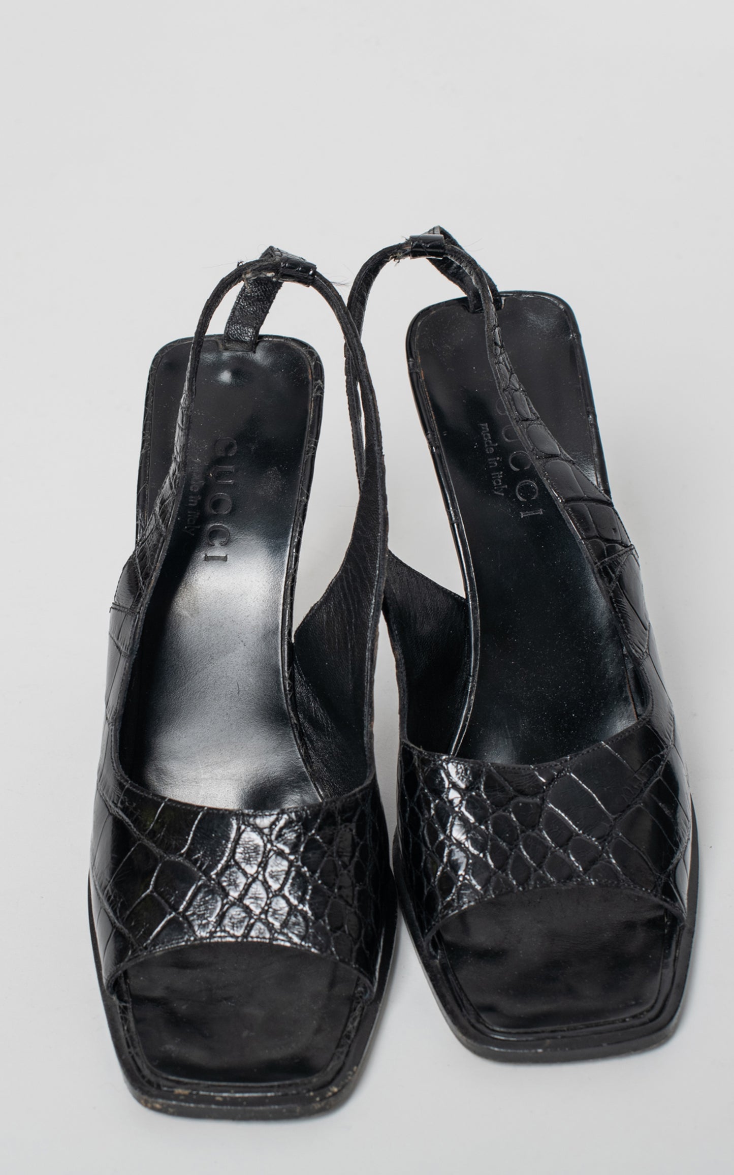 Zapatos serpiente negros