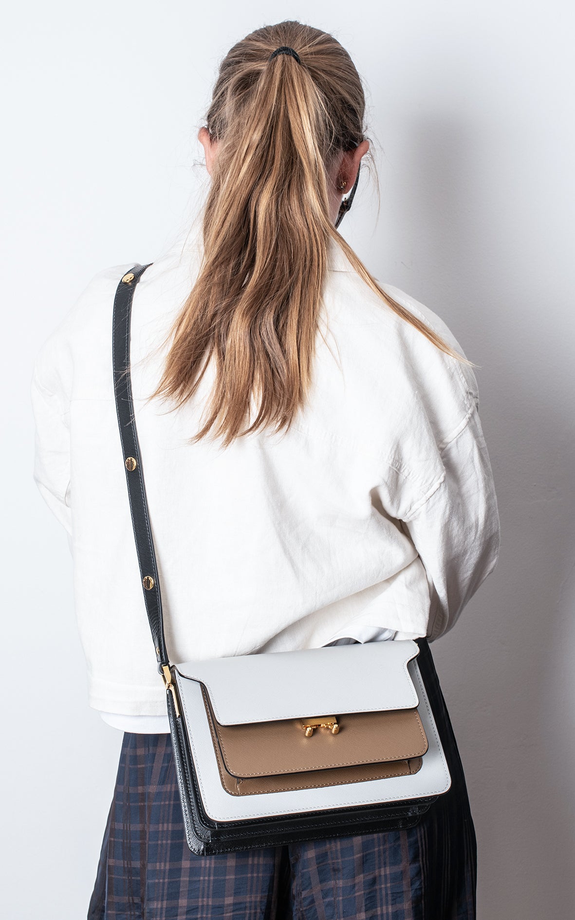 Bolso trunk bicolor