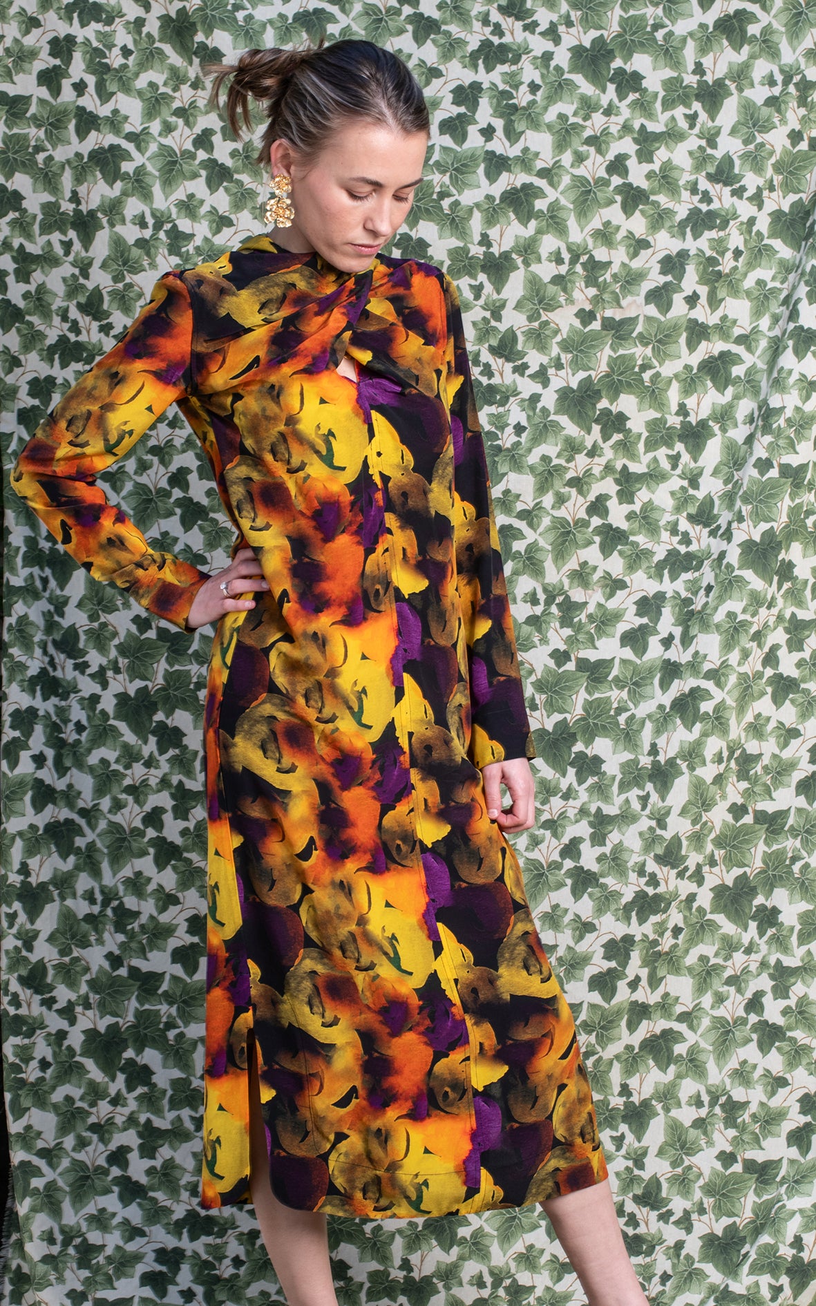 Vestido flores amarillas y moradas