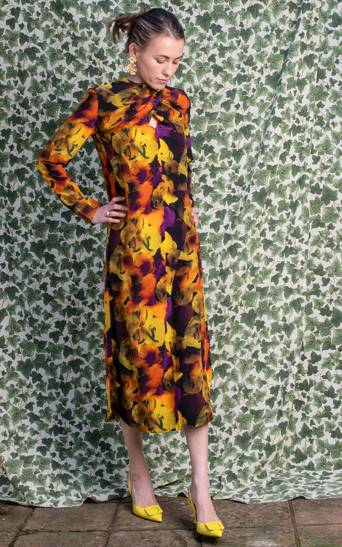 Vestido flores amarillas y moradas