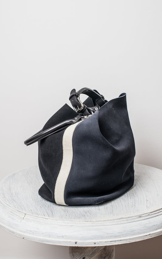 Bolso azul marino / negro de ante