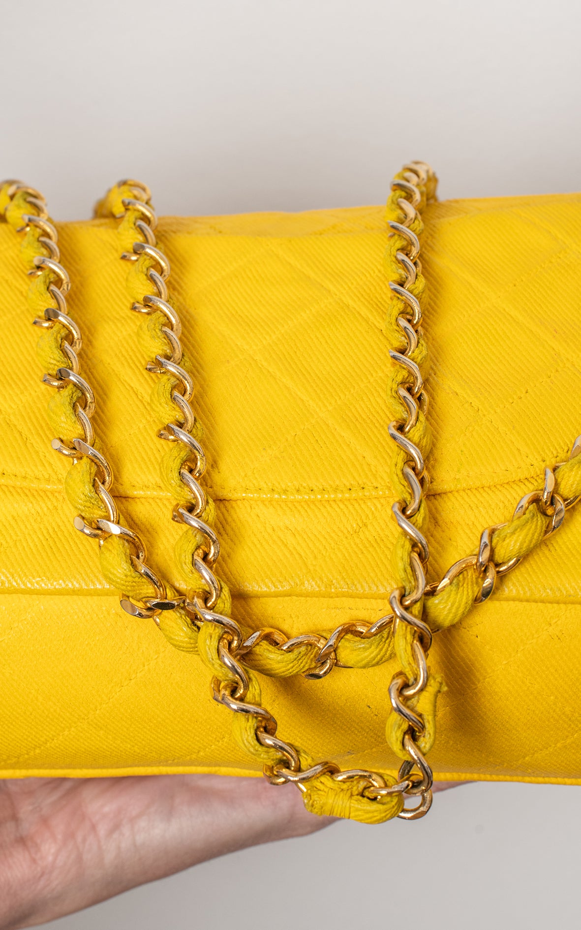 Chanel timeless flap amarillo