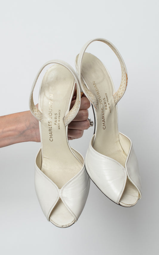 Peeptoe blancos tacón dorado