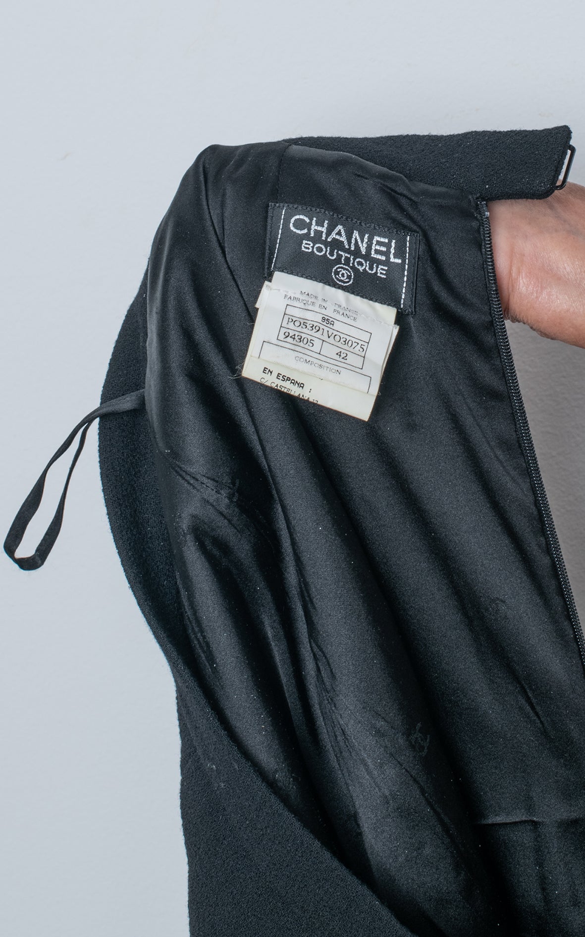 Traje de chaqueta negro con falda