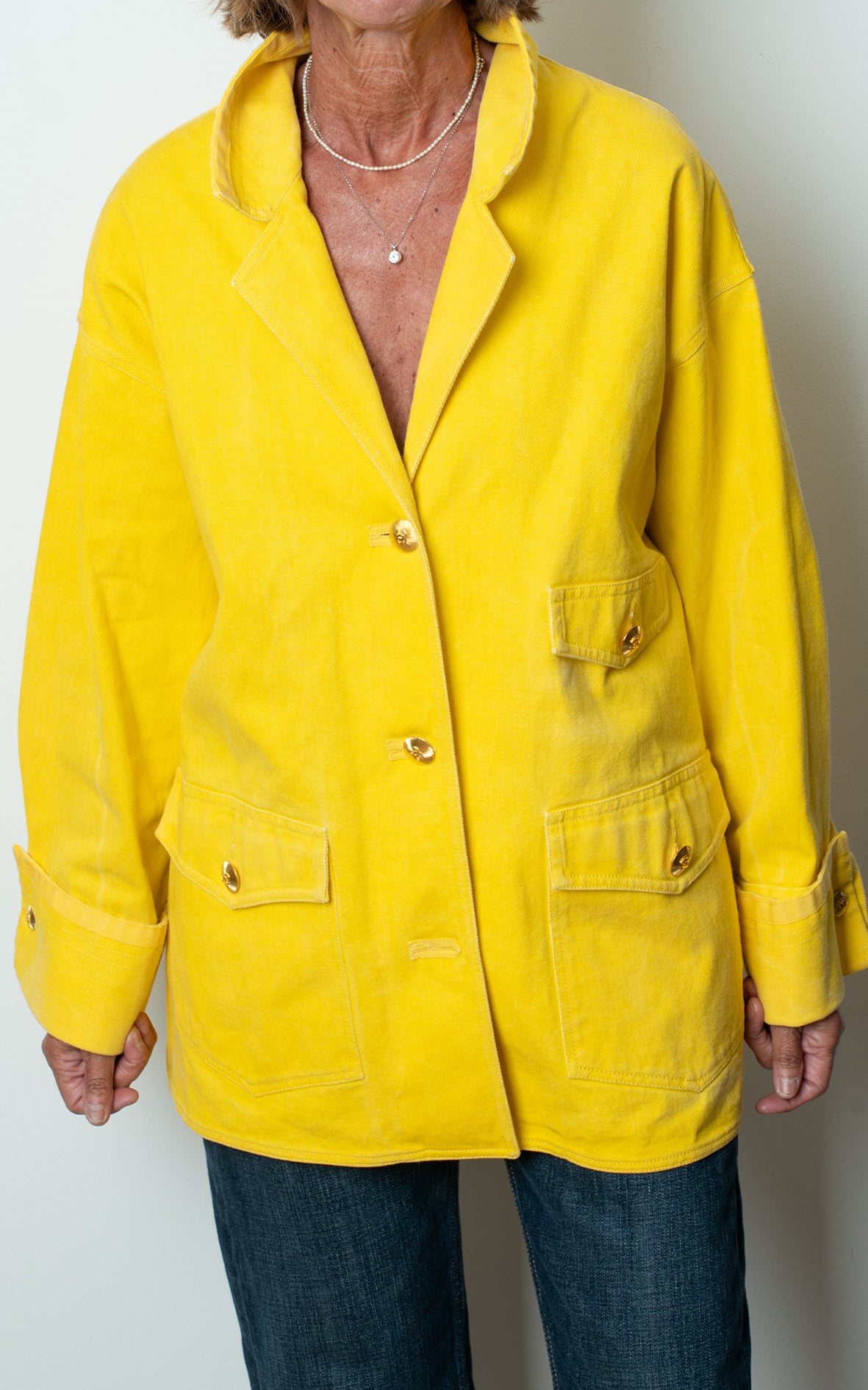 Chaquetón amarilla