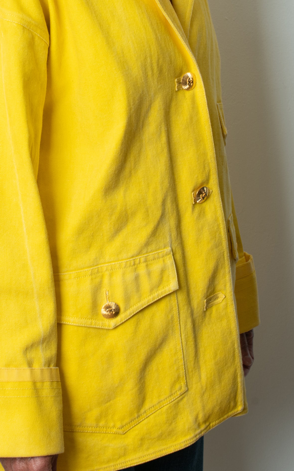 Chaquetón amarilla