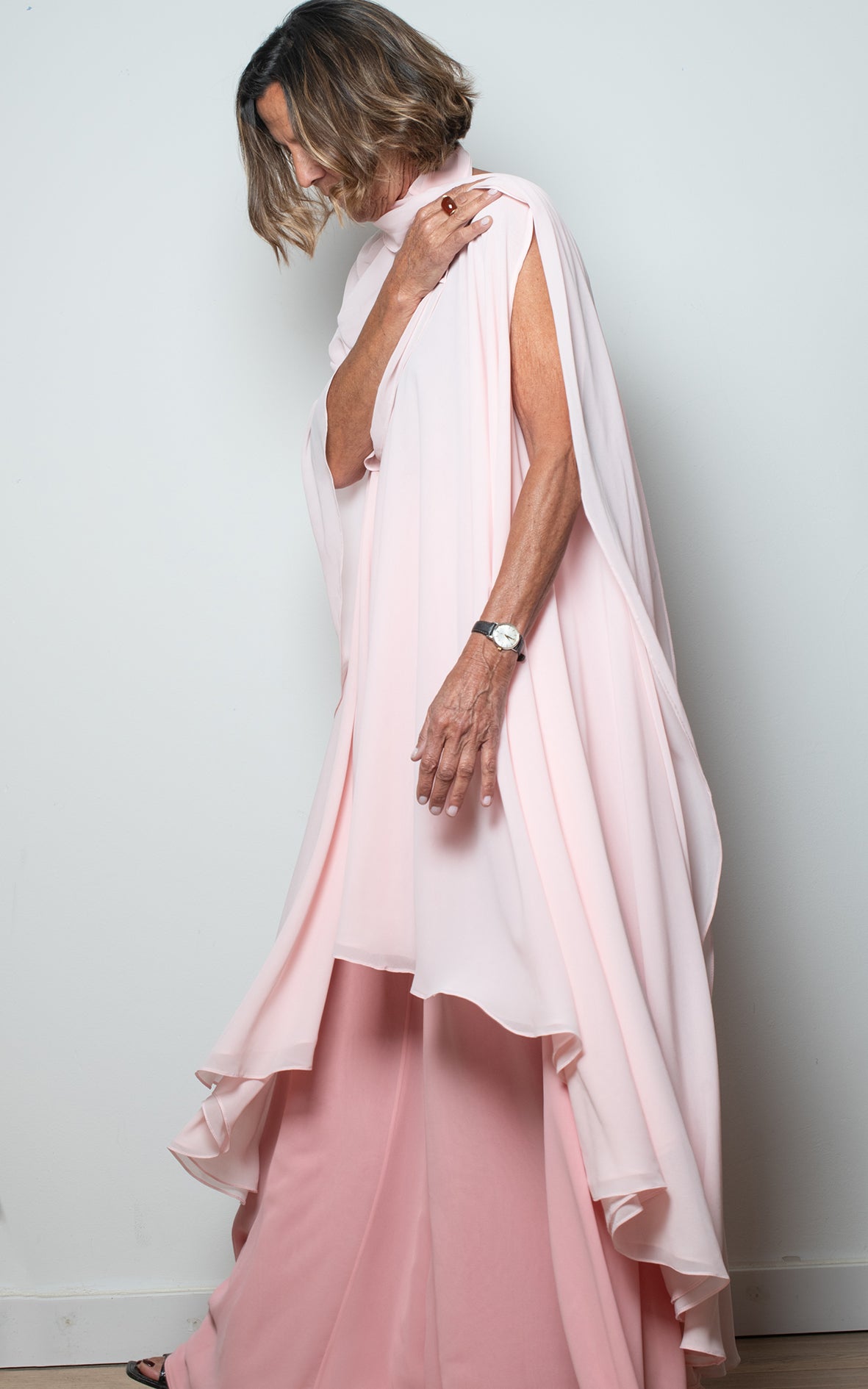 Manferlán con pantalón rosa