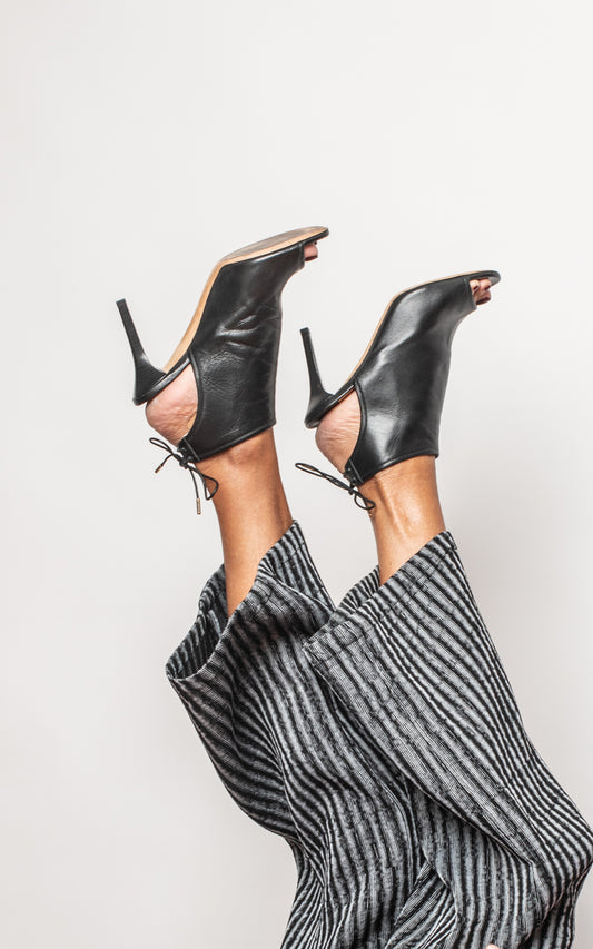 Sandalias de piel negras