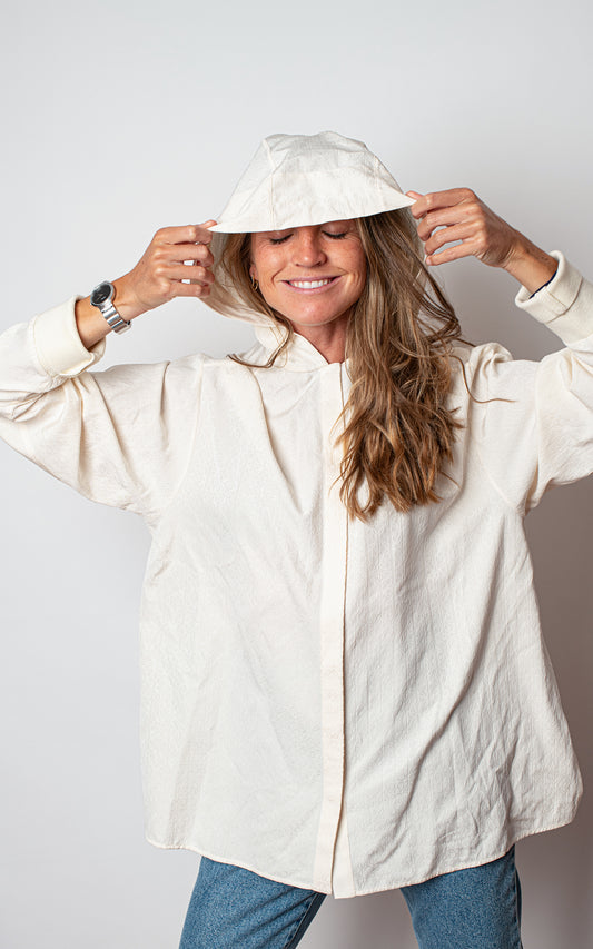 Camisa con capucha anagram