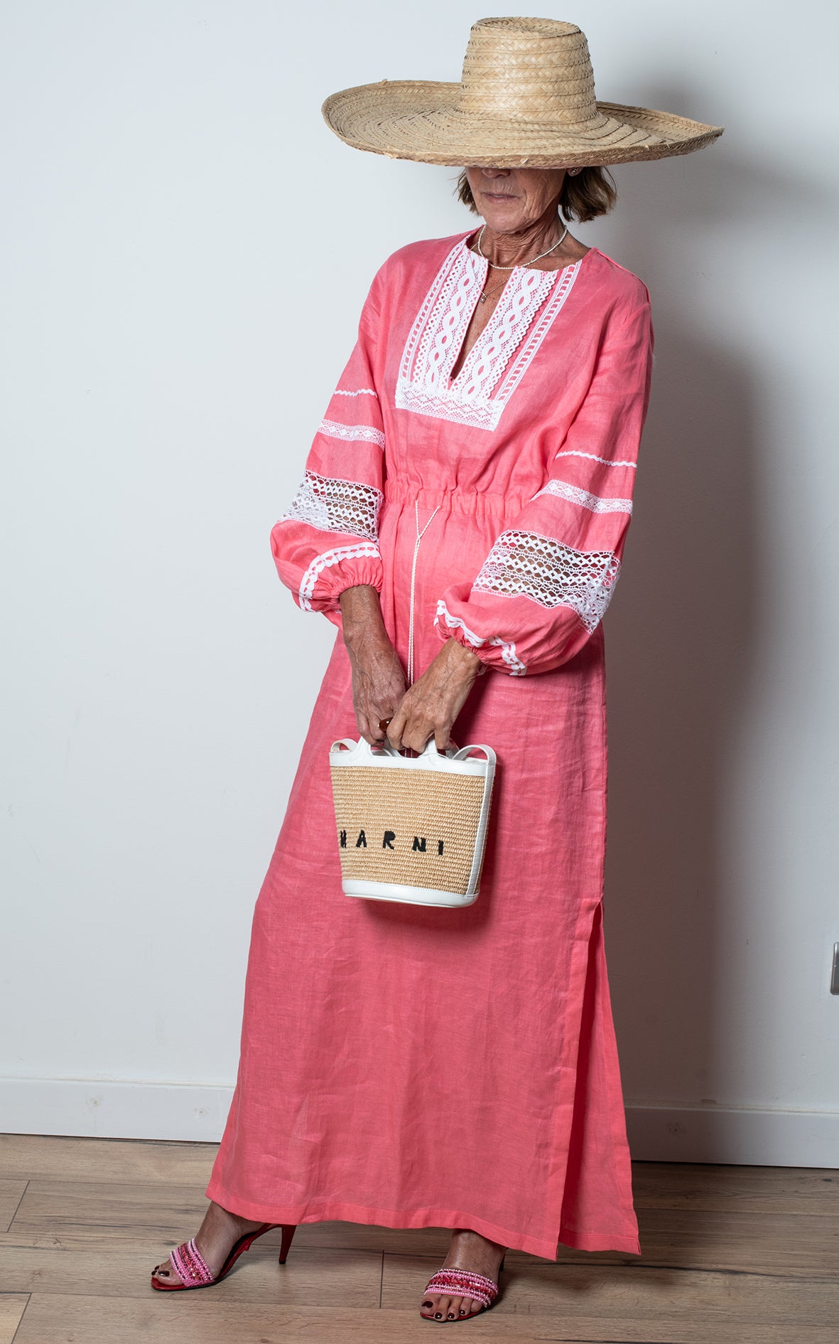 Vestido rosa de hilo