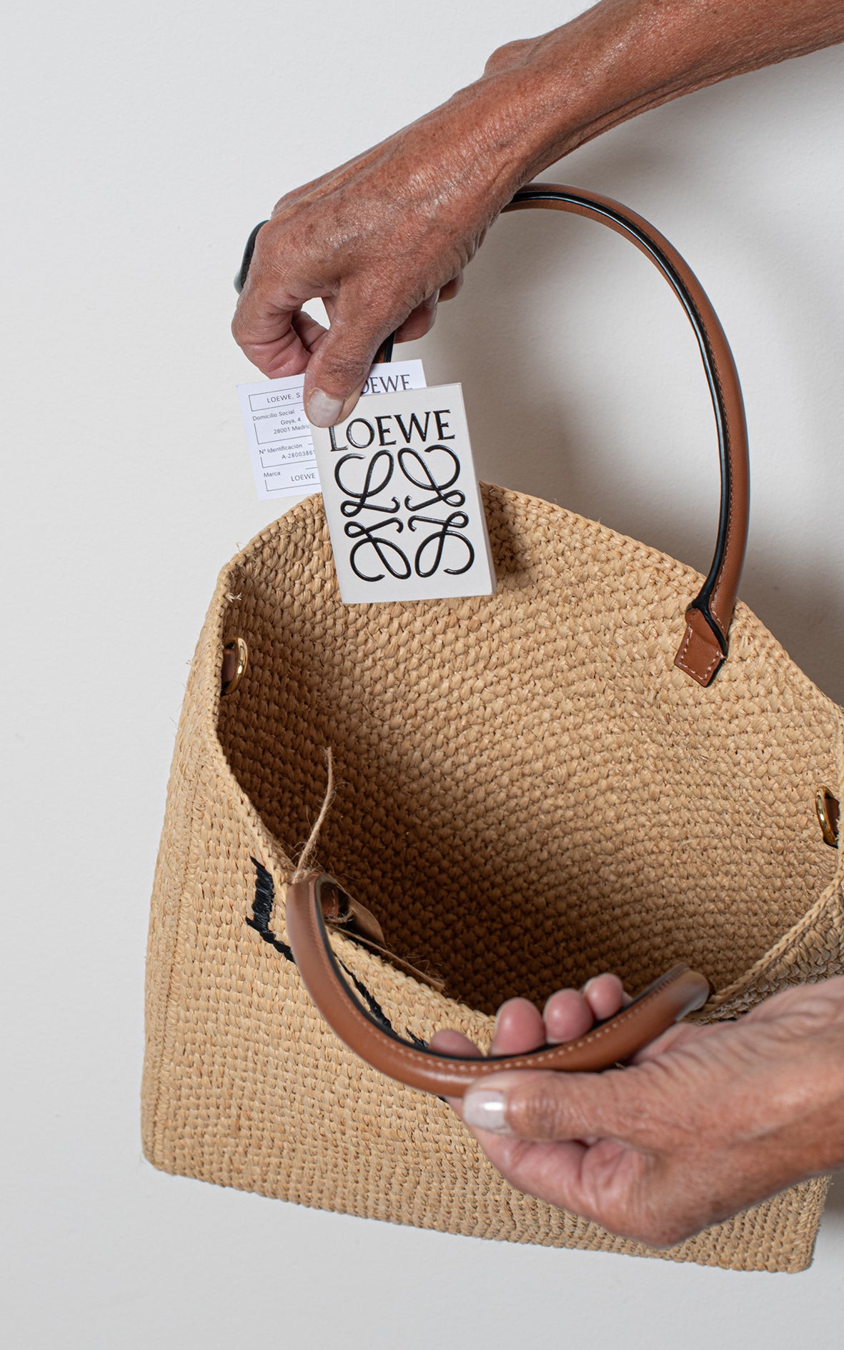 Bolso rafia sobre standard A4 tote