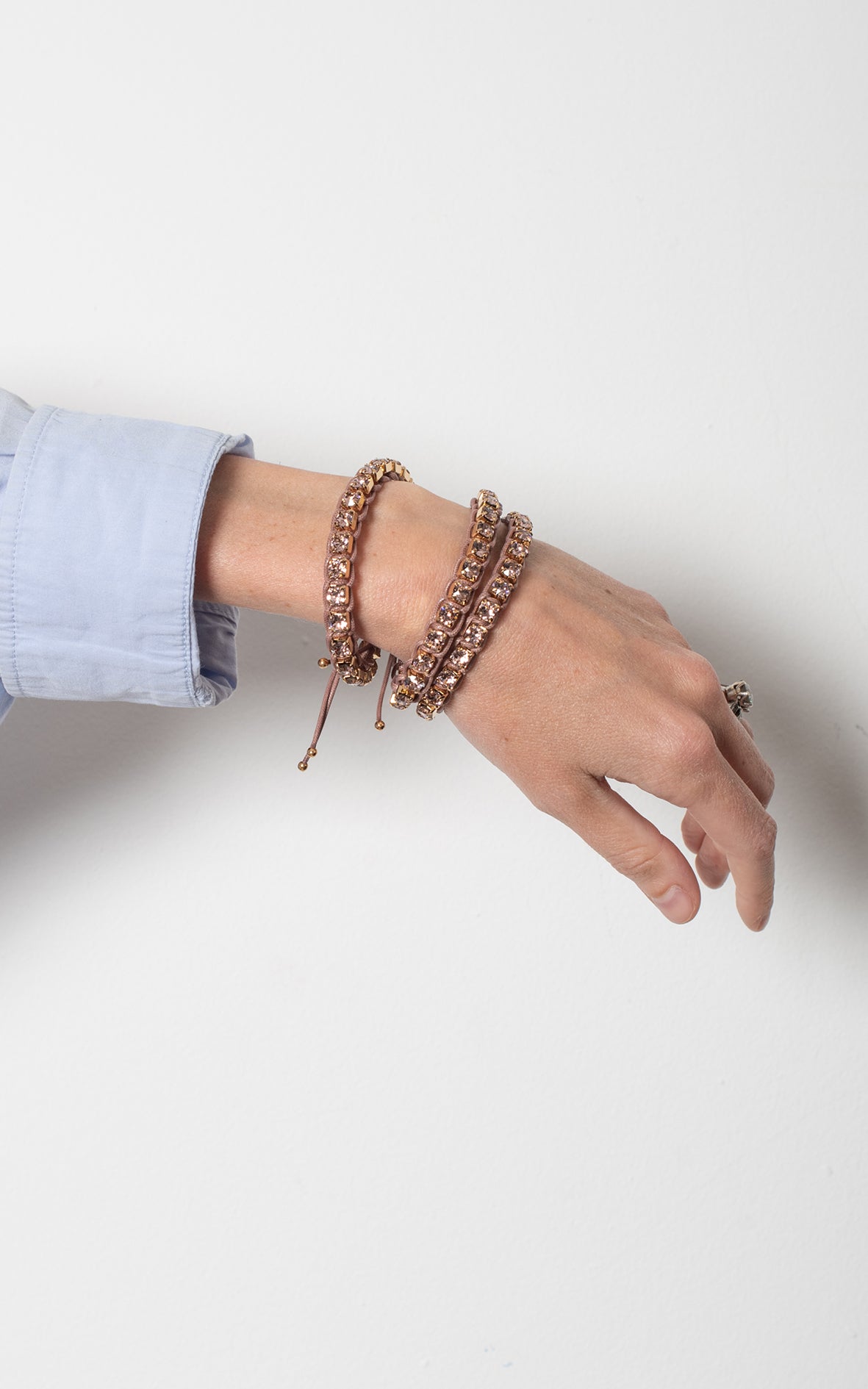 3 Pulseras doradas