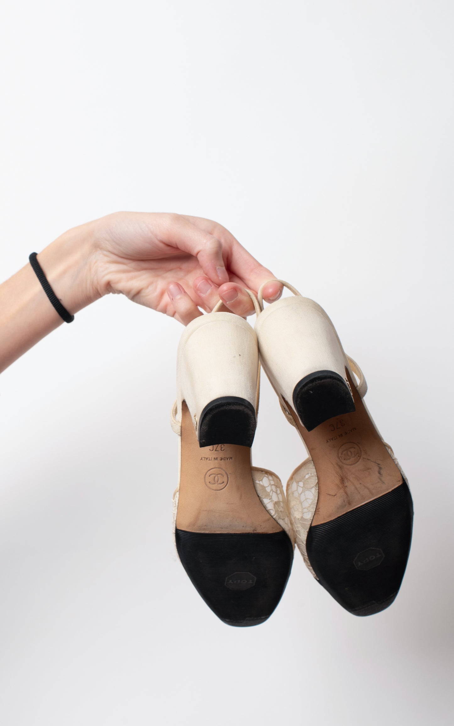 Tacones singleback de lona