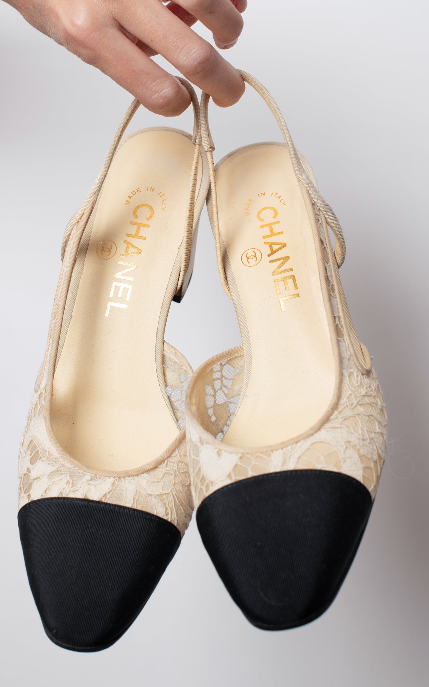 Tacones singleback de lona