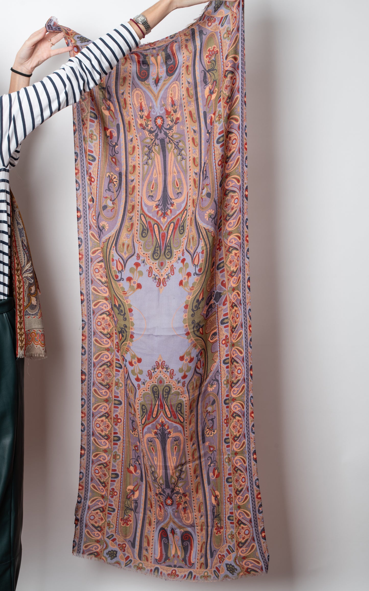 Pañuelo tonos salmon y morado