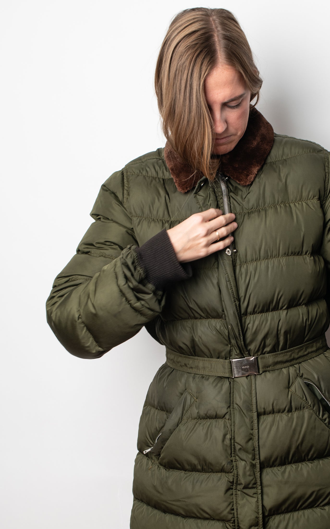 Plumífero verde cuello piel