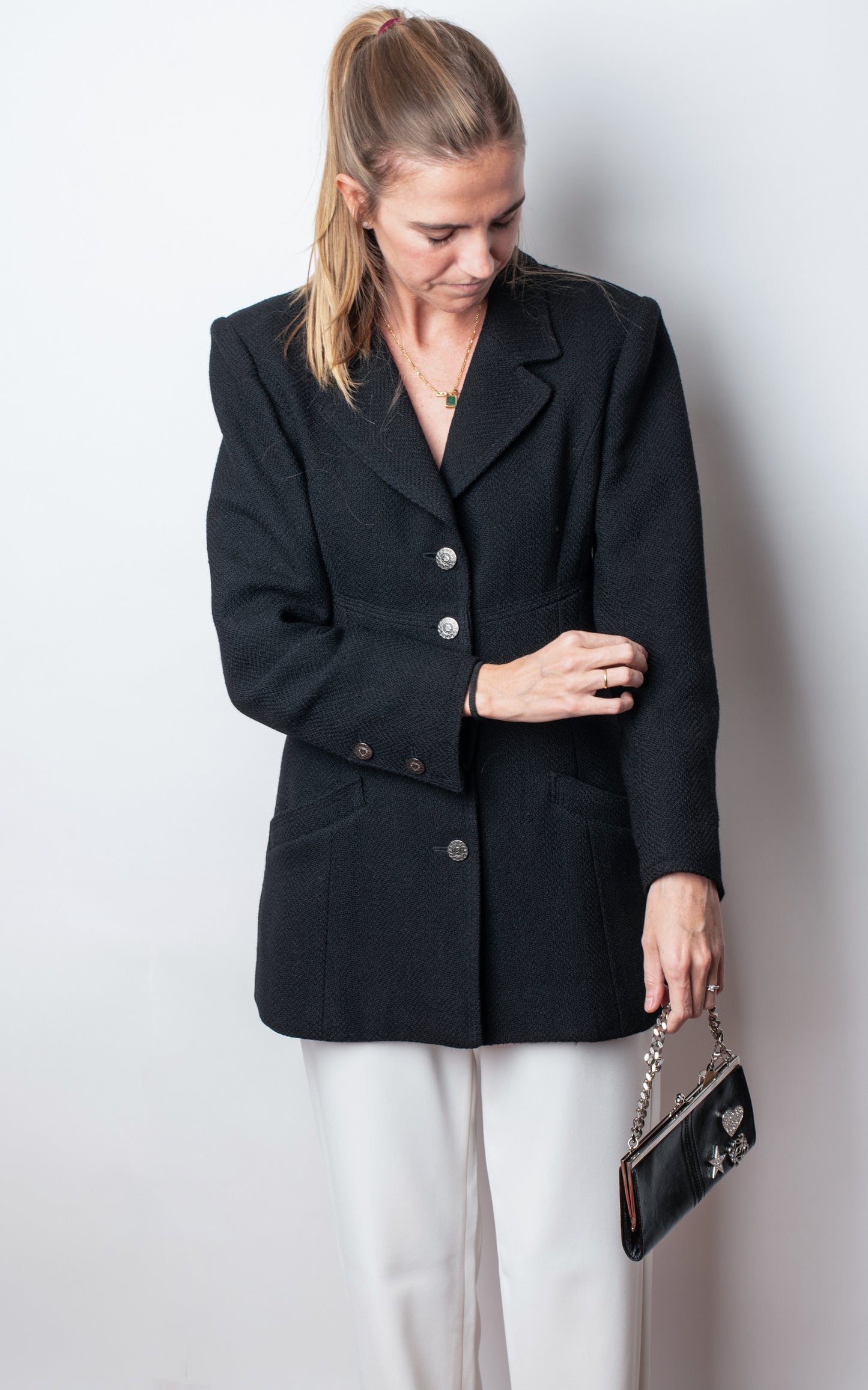 Blazer negra de lana