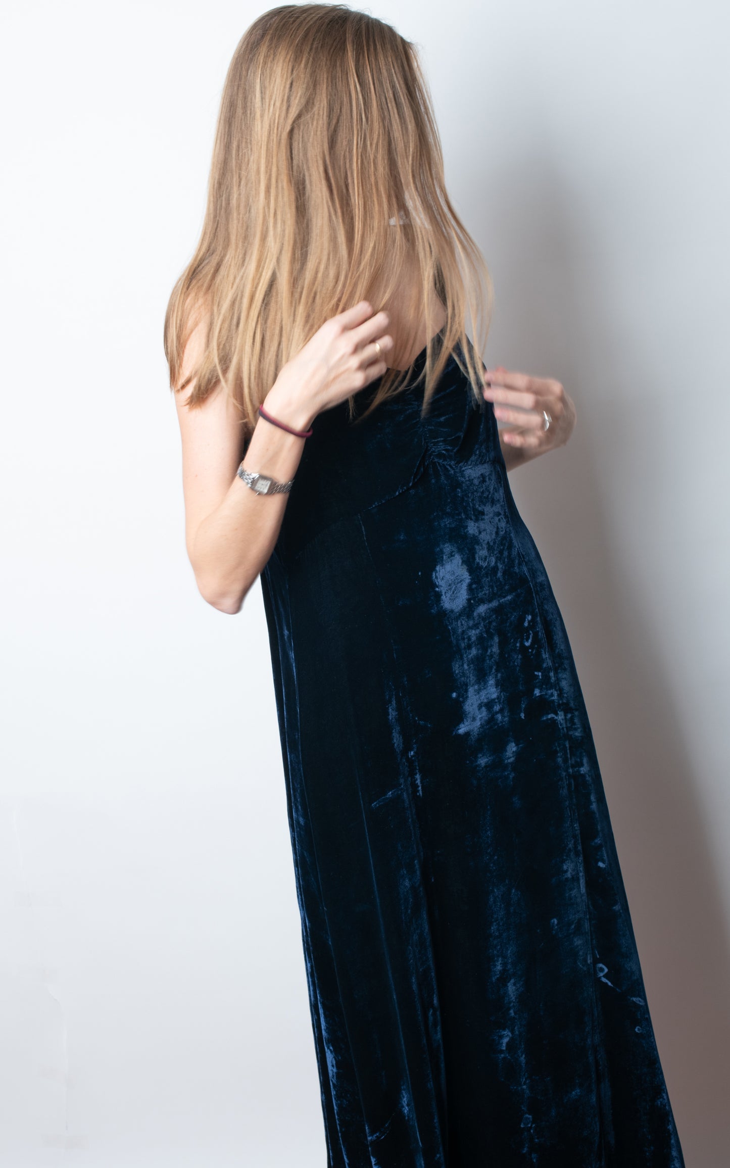 Vestido azul de terciopelo