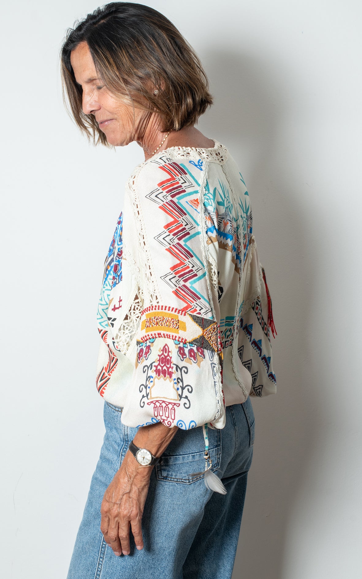 Camisa con abalorios
