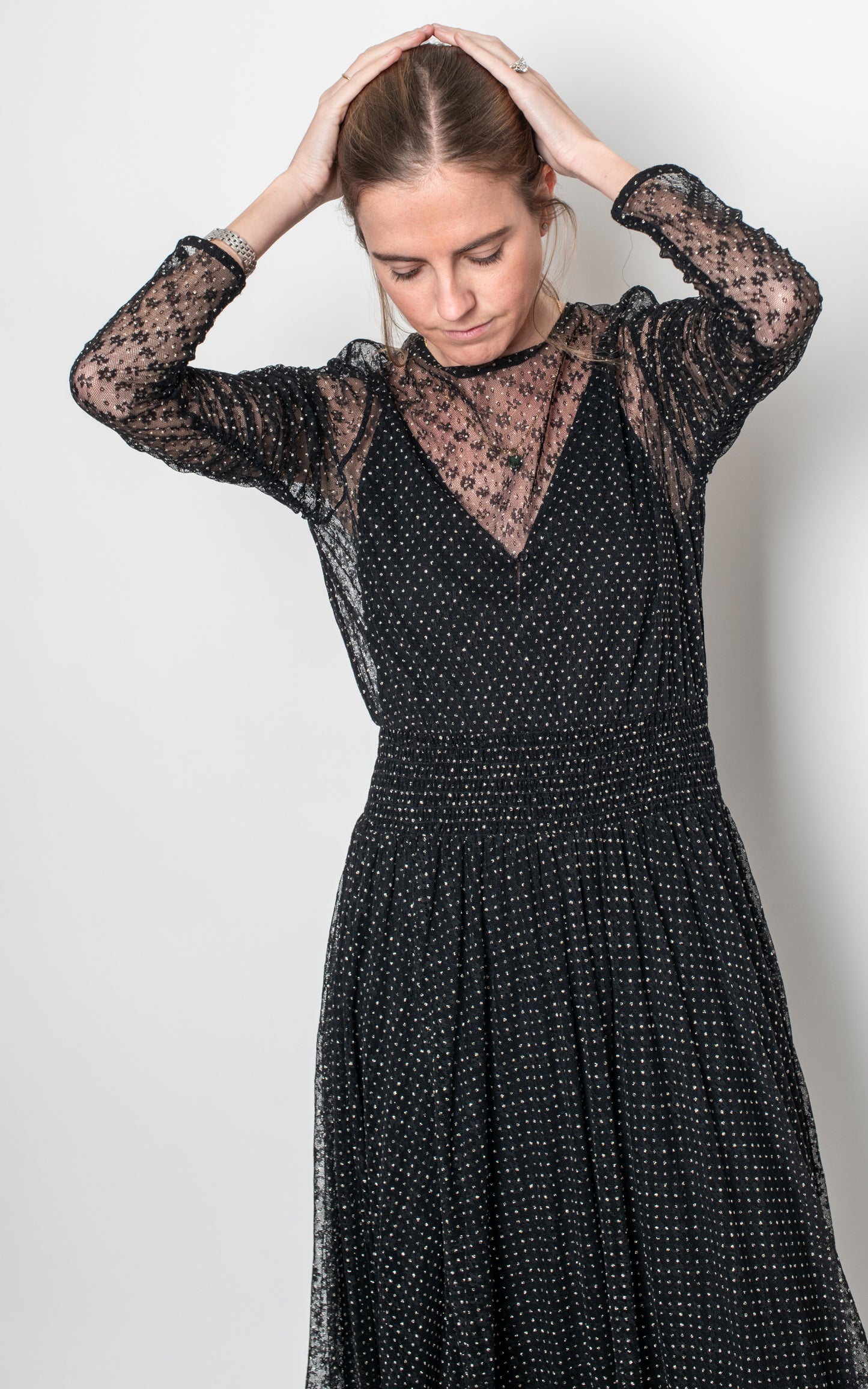 Vestido negro maje encaje
