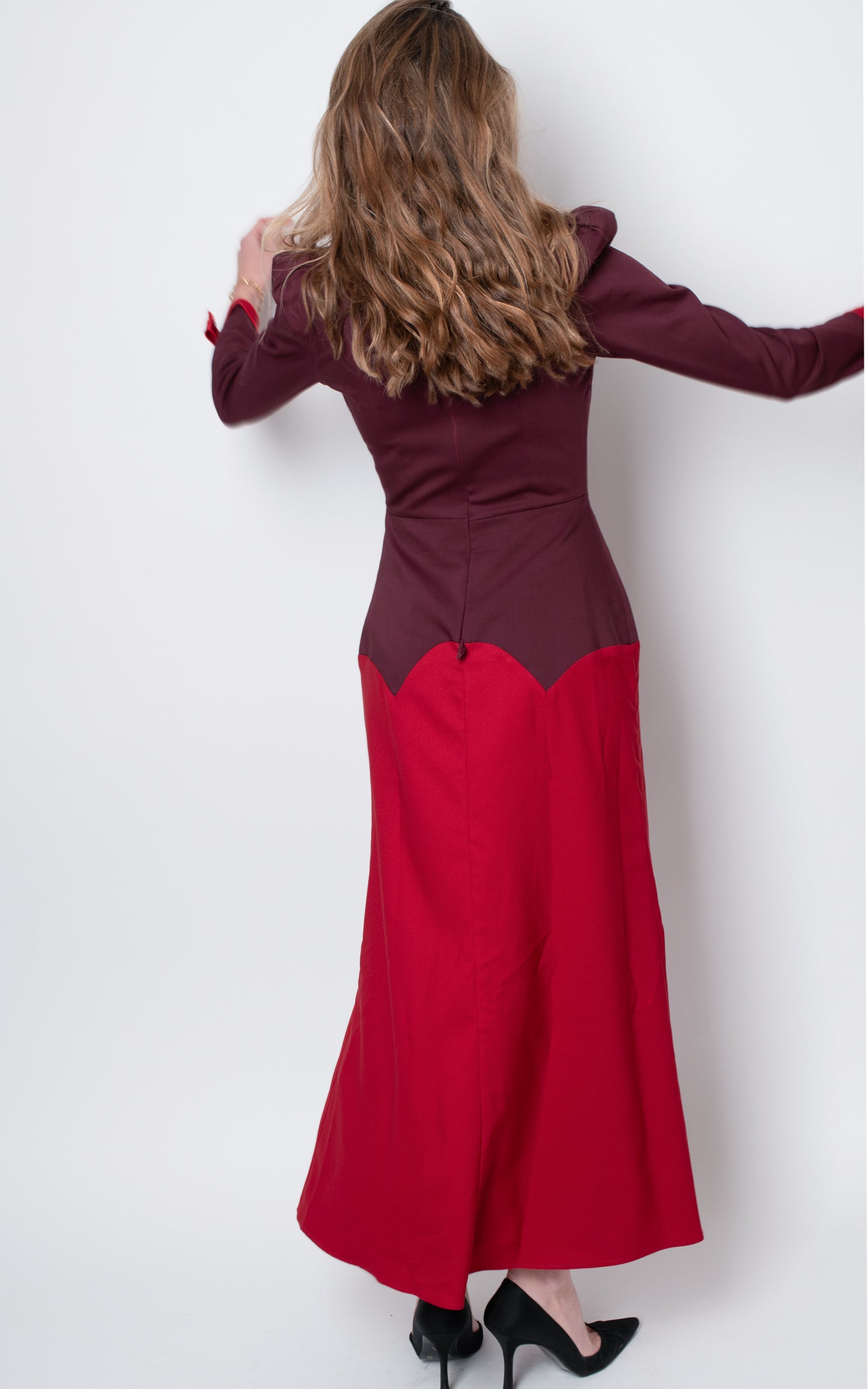 Vestido granate y rojo manga larga