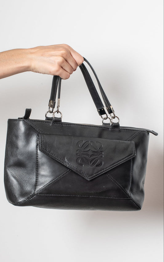 Bolso de hombro negro postal