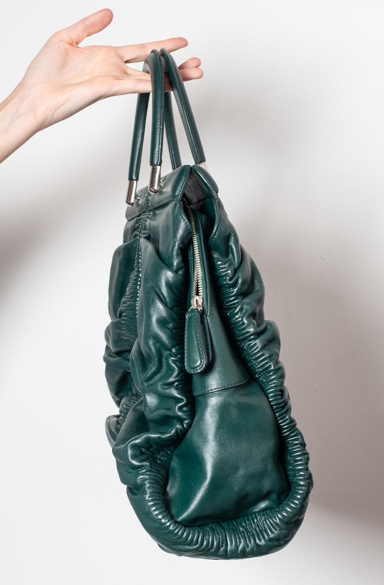 Bolso verde Karenina