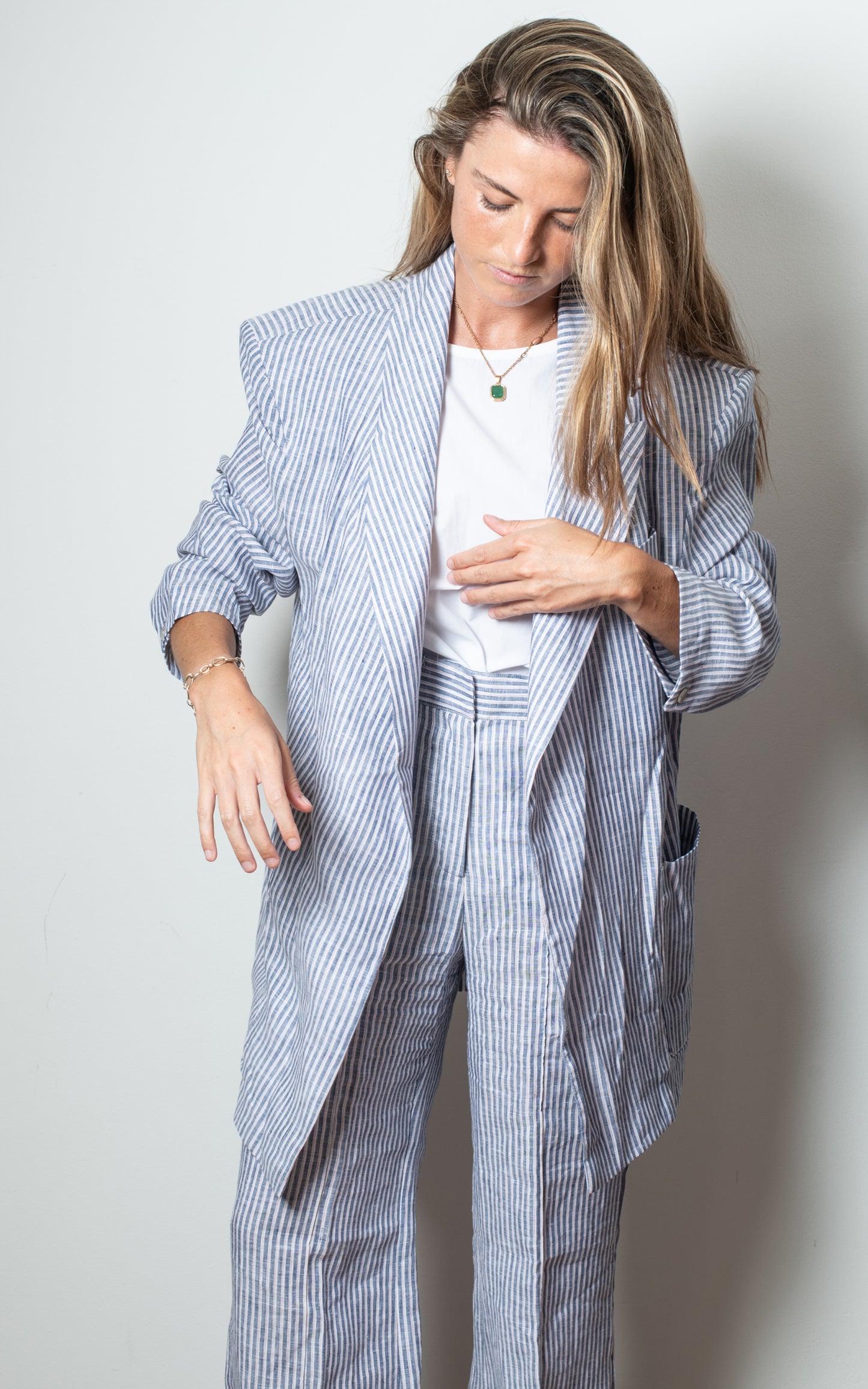 Traje de rayas
