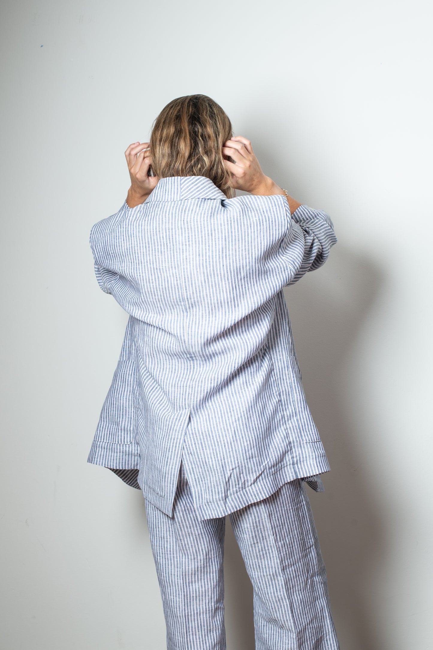 Traje de rayas