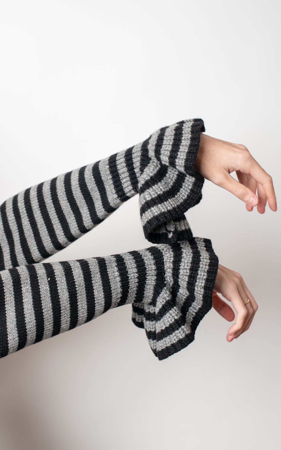 Jersey cashmere con volante