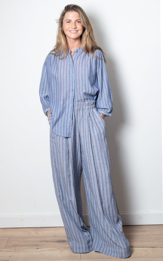 Total look de rayas