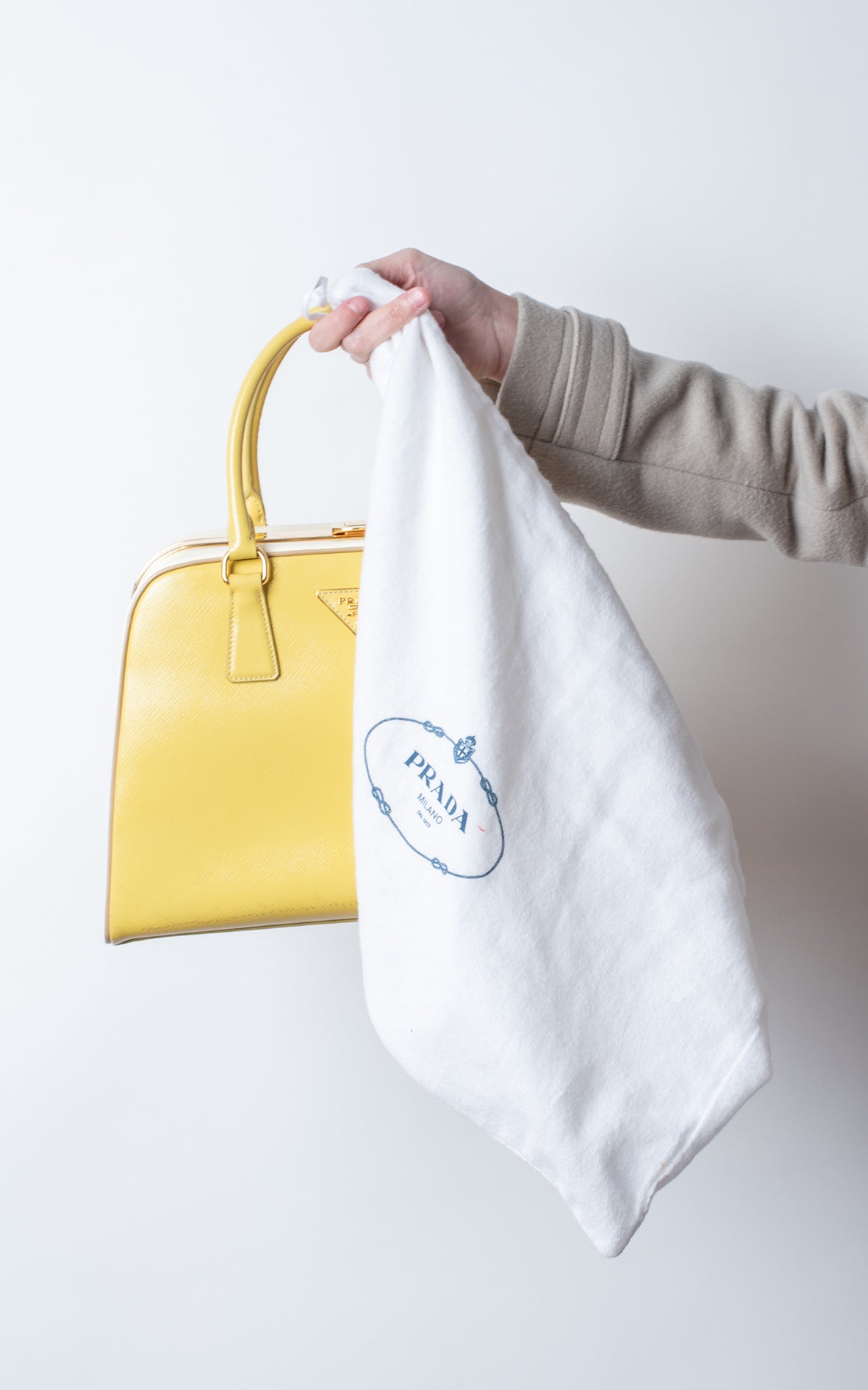 Prada Bolso Pyramid Saffiano Amarillo