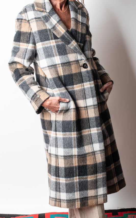 Abrigo de alpaca de cuadros