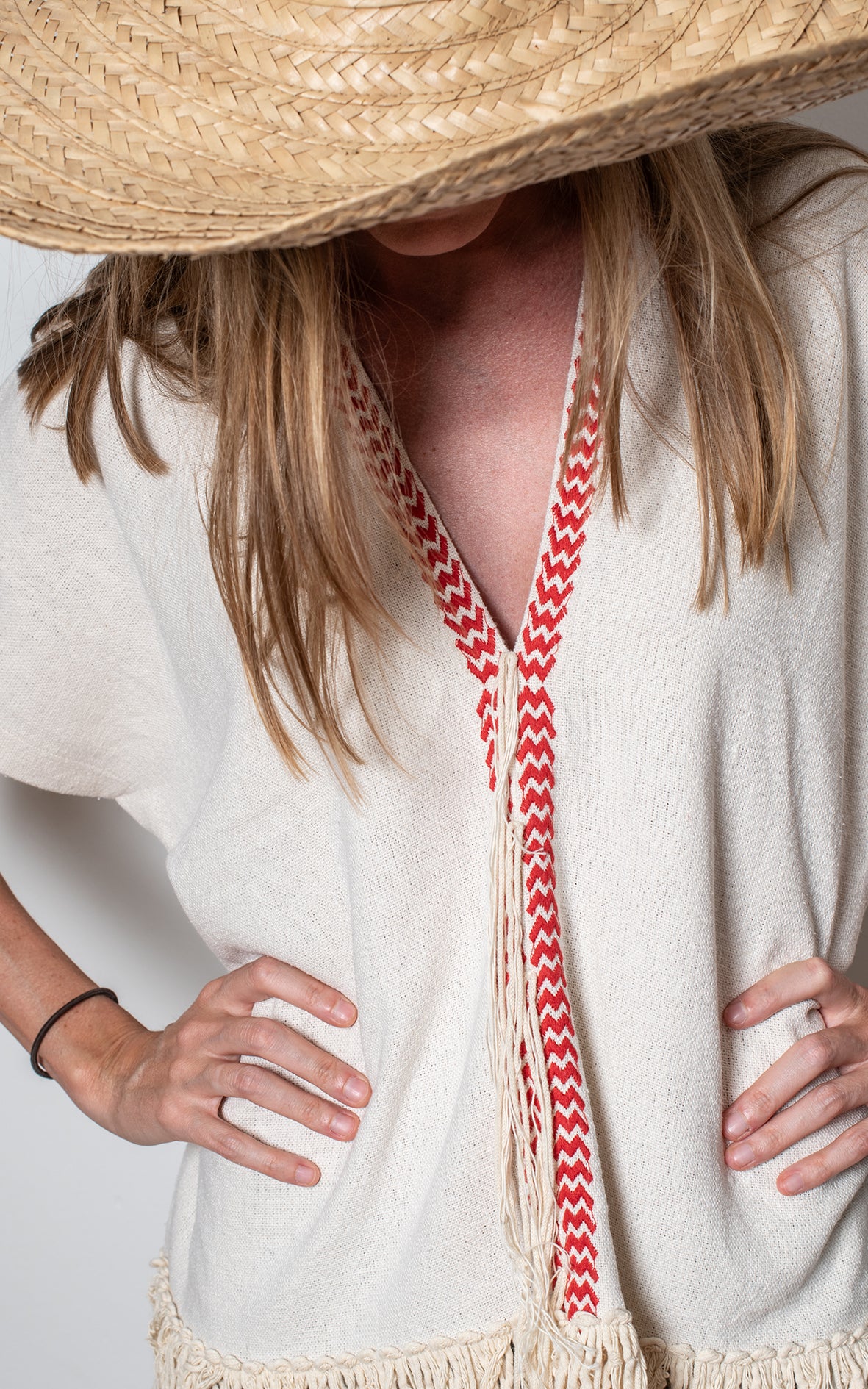 Poncho crudo