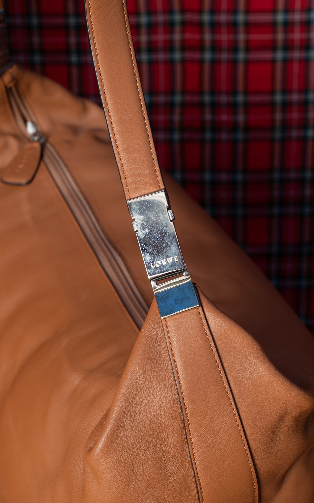 Bolsa de viaje marrón de piel