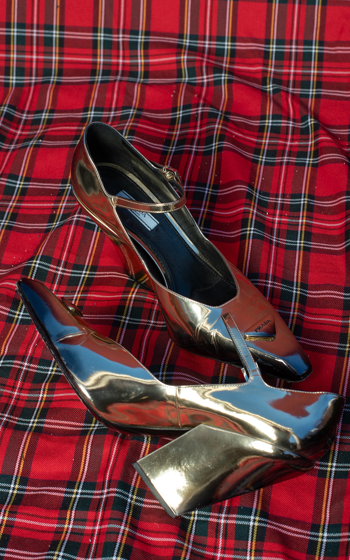 Prada Zapatos May Jane Dorados