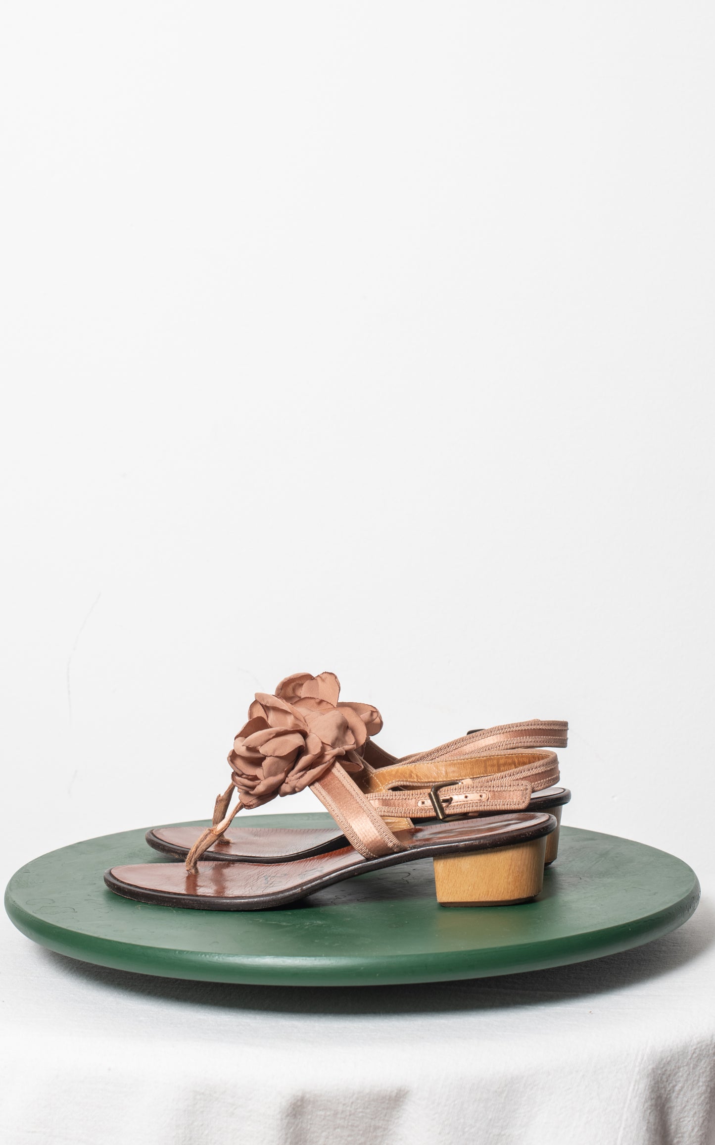 Sandalias flor