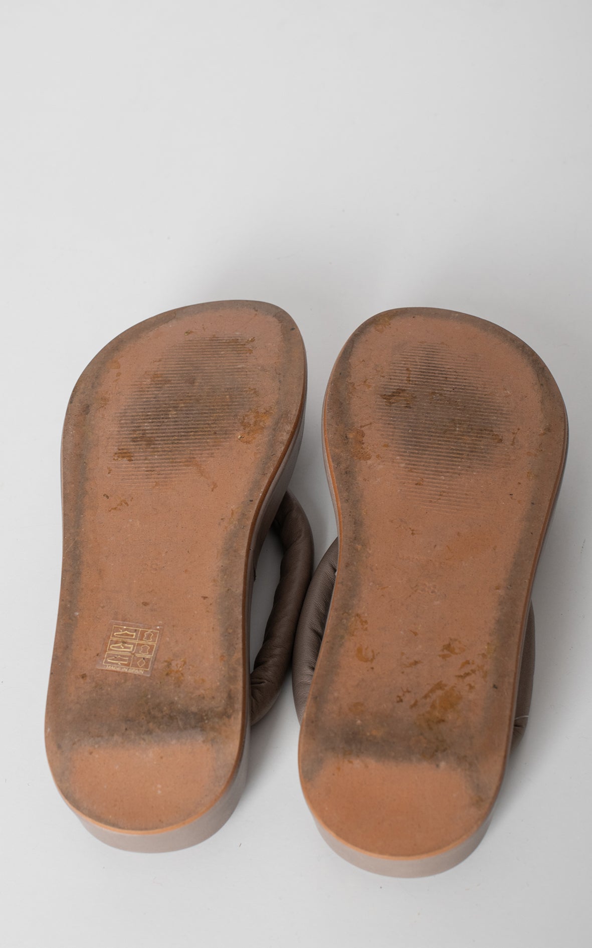 Chanclas beige