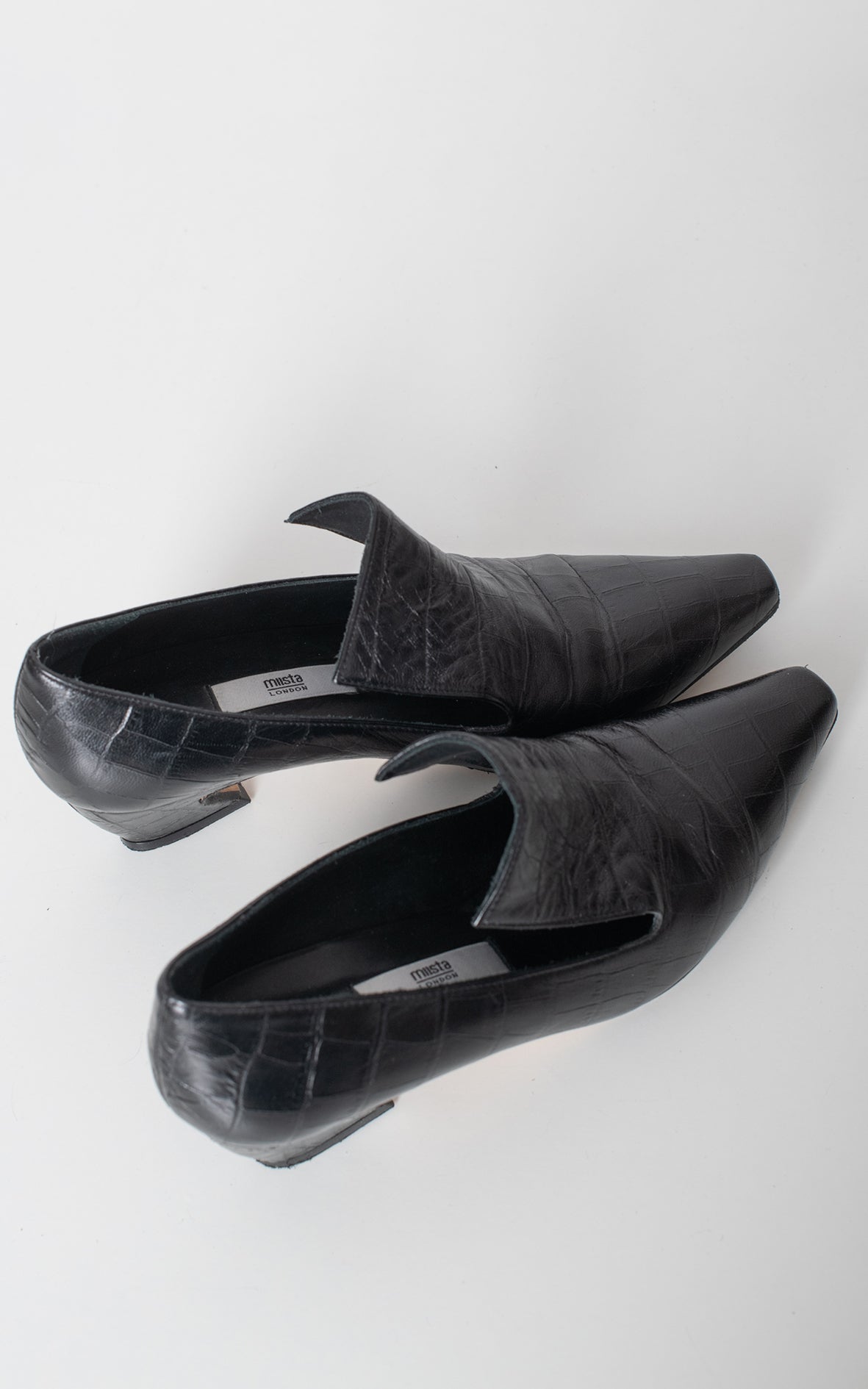 Mocasines negros con tacón