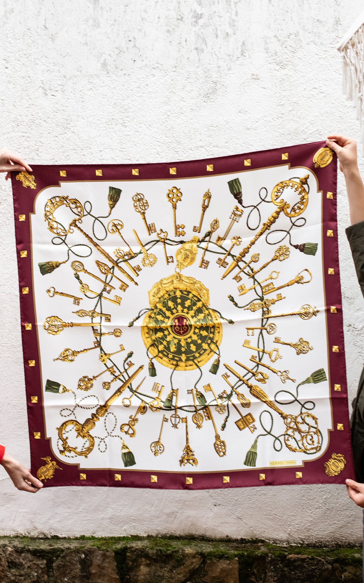 Pañuelo Hermes burdeos