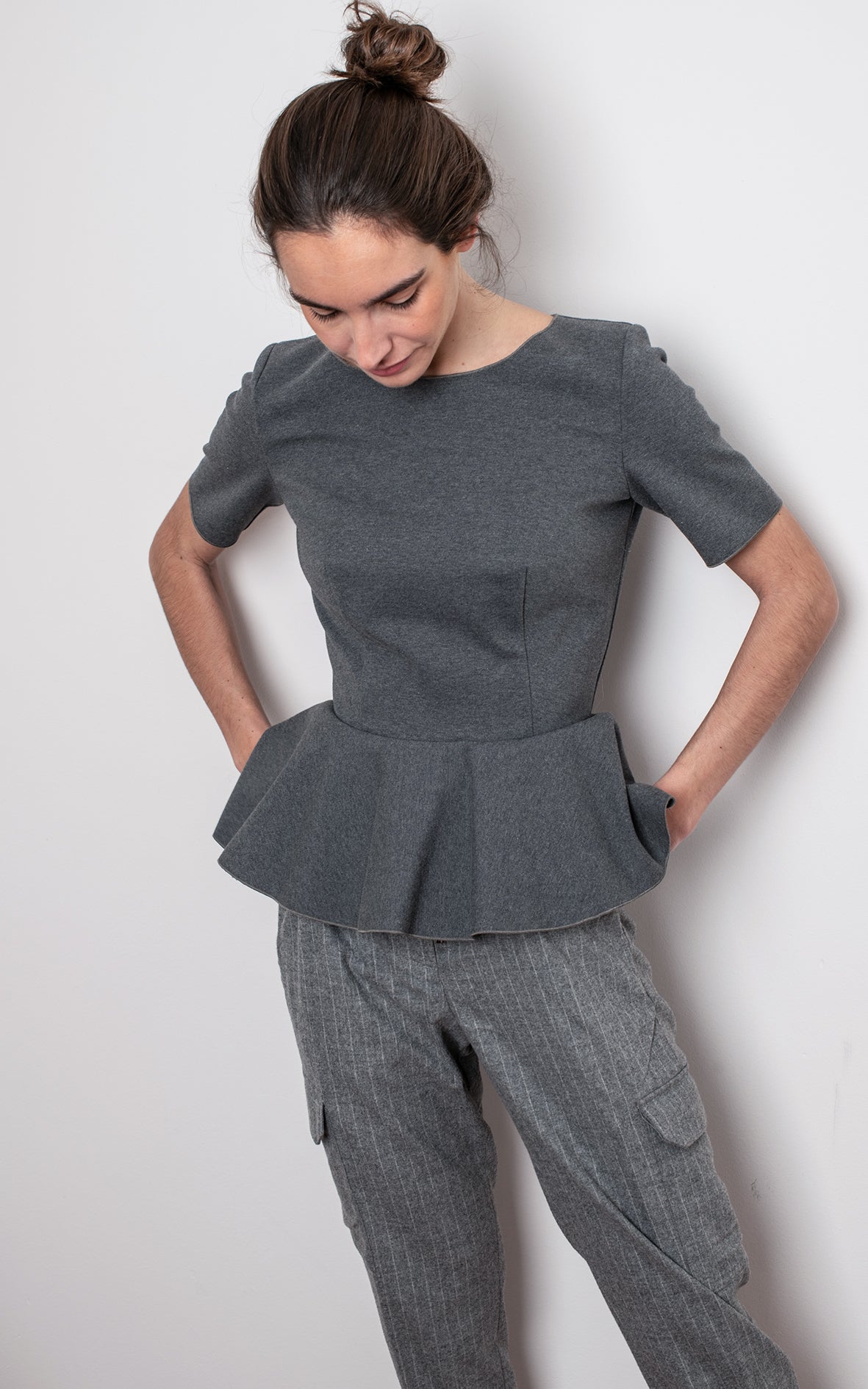 Top Peplum gris