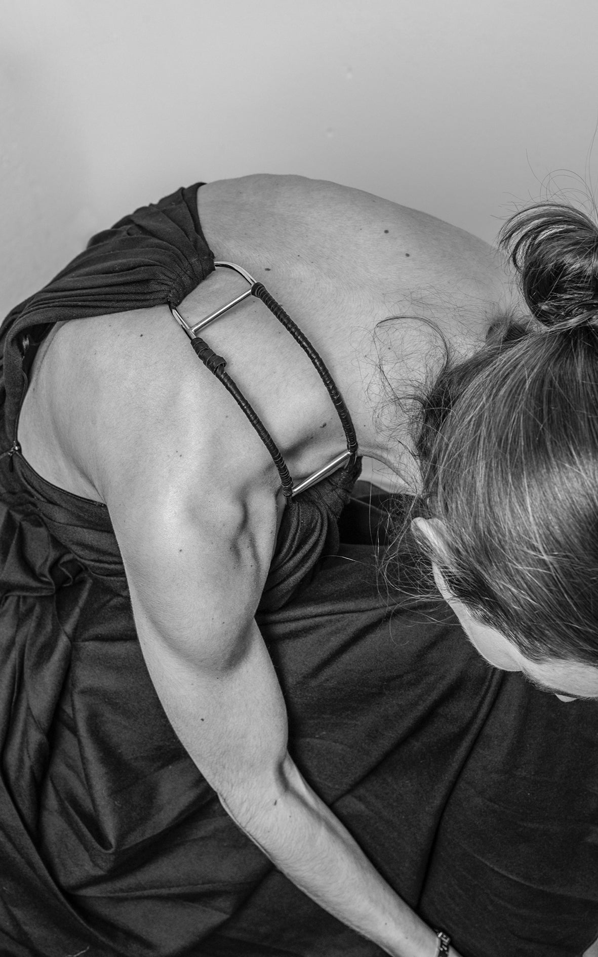 Vestido negro plisado