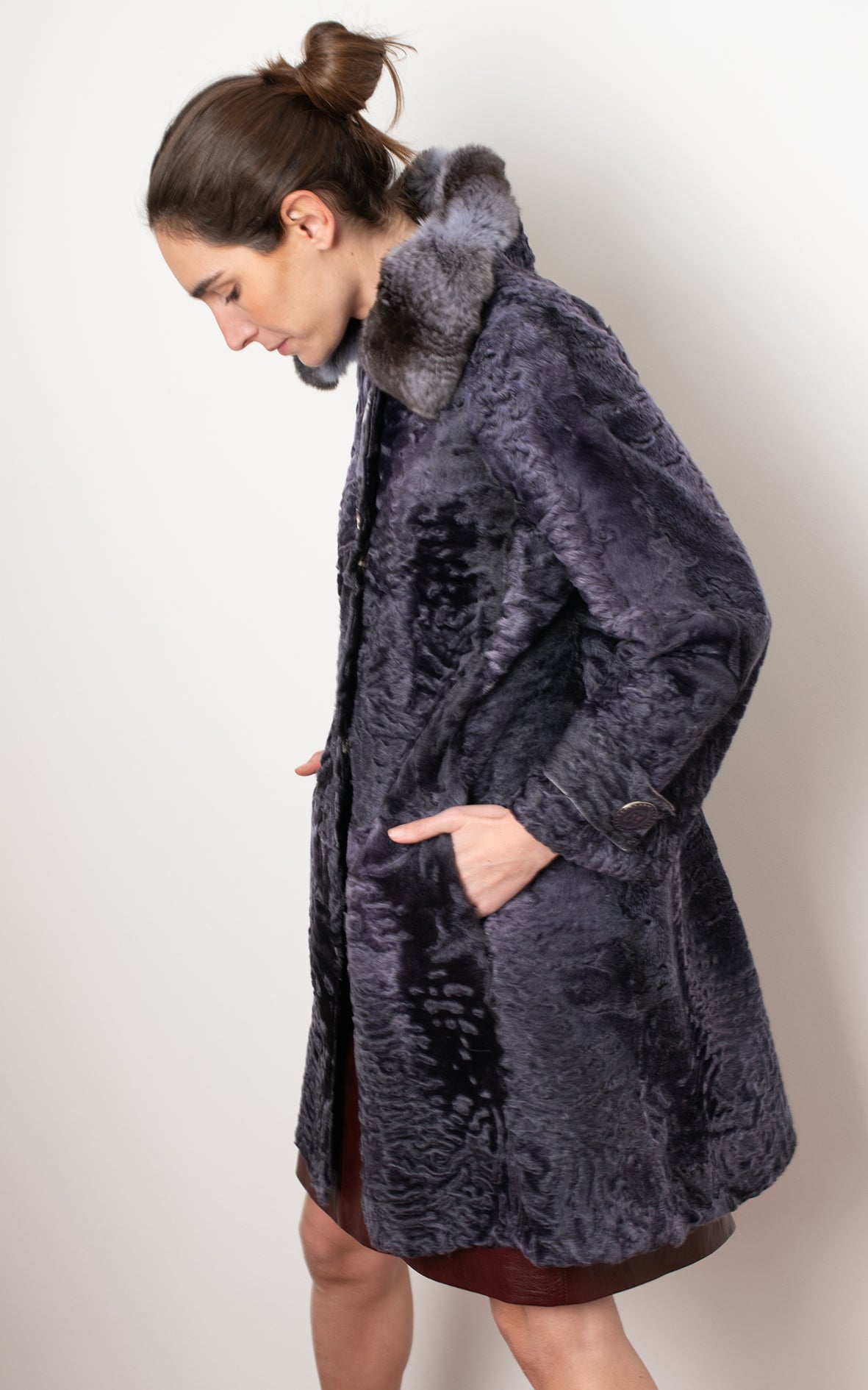 Astracán con cuello chinchilla