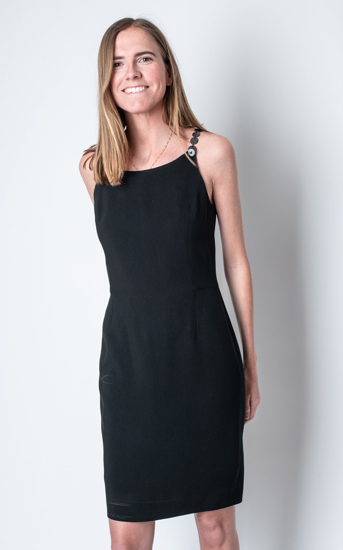 Vestido corto negro tirantes piedras